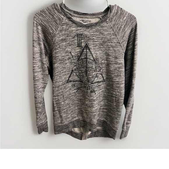 Wizarding World Of Harry Potter Tops - Harry Potter Deathly Hallows Long Sleeve Sweatshirt, Universal Studios, Gray